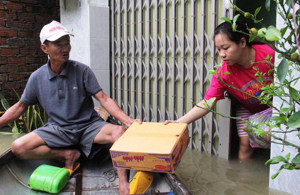 Theo anh Mạnh, nhiều người dân ở Cồn Thị mong các cơ quan chức năng của TP Tam Kỳ cũng như tỉnh Quảng Nam có phương án di dời những hộ dân ở đây đến nơi cao ráo nhằm có một cuộc sống tốt hơn, không còn phải lo cảnh cứ mưa là ngập lụt.