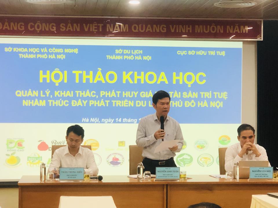 Phó Giám đốc Sở KH&CN Hà Nội Nguyễn Anh Tuấn (giữa) phát biểu tại hội thảo