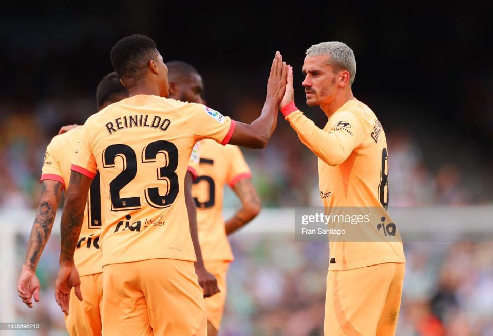 Antoine Griezmann toả sáng trong màu áo Atlético Madrid