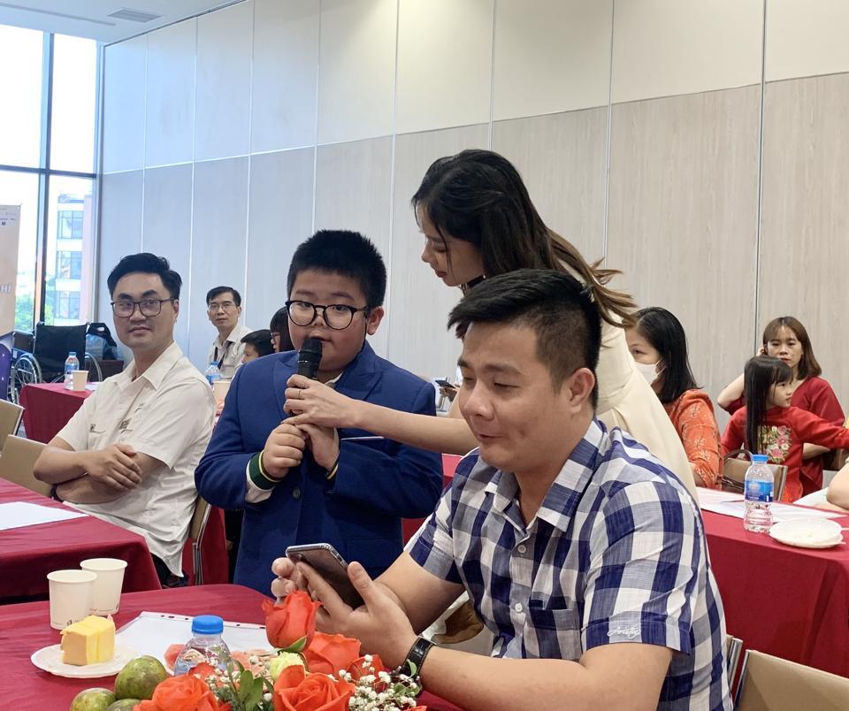 Các em nhỏ chia sẻ cảm nhận về Liên hoan âm nhạc Yoshine 2022