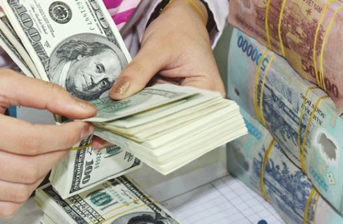 Tỷ giá USD giảm mạnh trên thị trường. Ảnh minh họa.