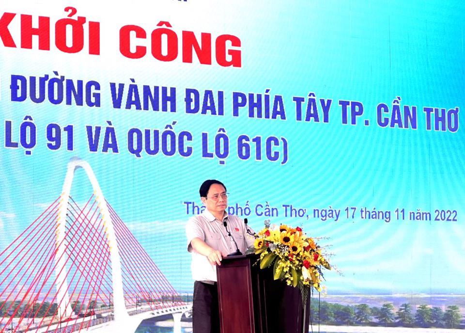 Thủ tướng Phạm Minh Chính phát biểu tại lễ khởi công. Ảnh: Hồng Thắm
