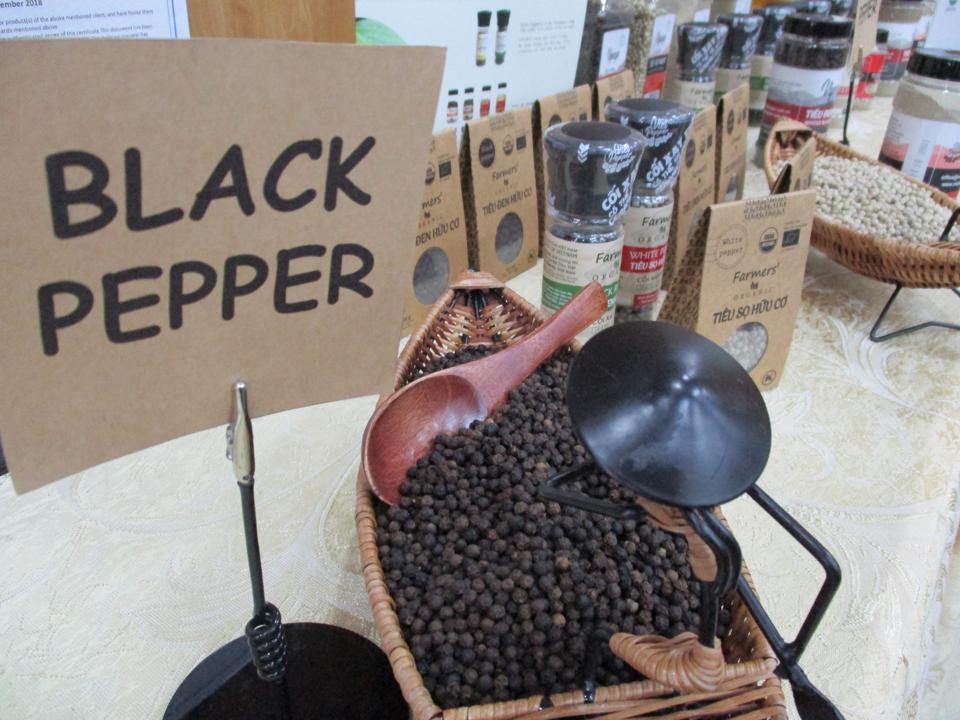 Giá tiêu hôm nay 22/11: Xuất khẩu đang tăng, Trung Quốc mua mạnh hơn