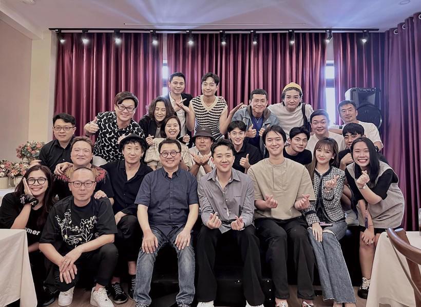 Trấn Thành - Hari Won giao lưu cùng dàn sao Hàn của bộ phim nổi tiếng