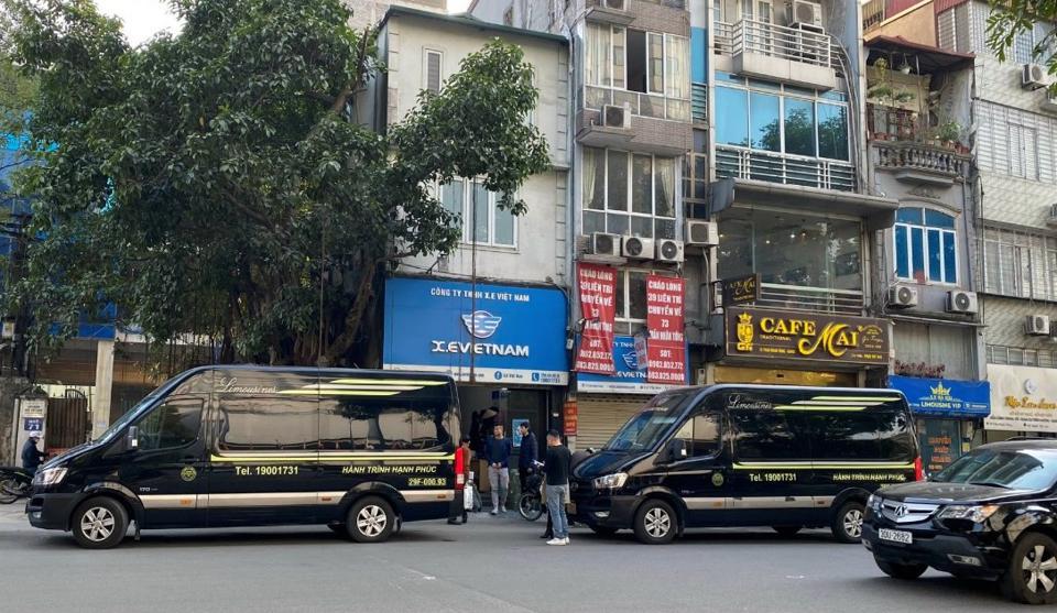 Xe limousine khu vực Trần Nhân Tông, TP Hà Nội