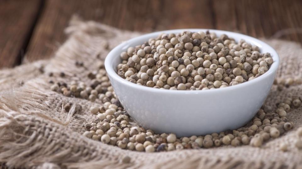 Giá tiêu hôm nay 9/3: Mất mùa, mất giá, vị thế hồ tiêu ngày càng yếu  