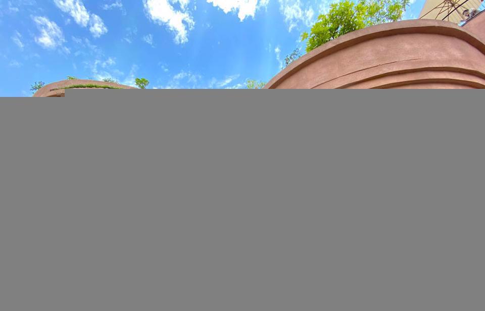 Không gian “Tinh hoa làng nghề Việt” tại làng nghề Bát Tràng, Hà Nội.