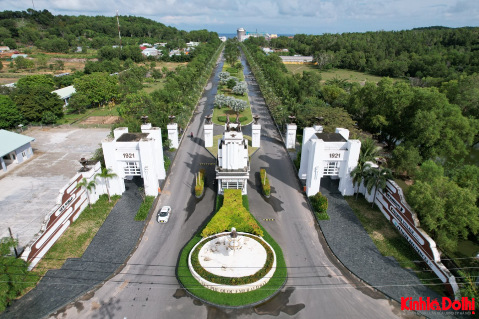 TP Phú Quốc thu hút 286 tự án đầu tư du lịch nghỉ dưỡng. Ảnh Hữu Tuấn