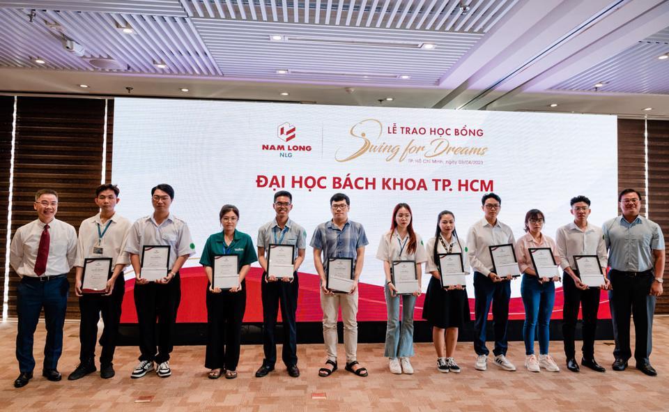 Nam Long trao 64 suất học bổng “Swing for Dreams trị giá 640 triệu đồng - Ảnh 4