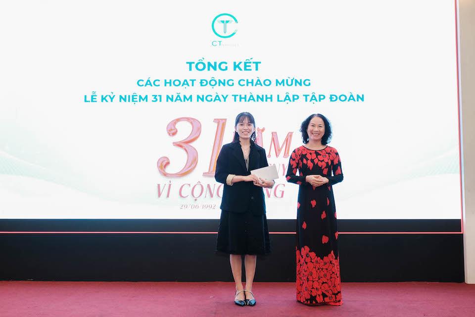 Cán bộ nhân viên vượt khó để học tập, công tác được tri ân trong buổi lễ