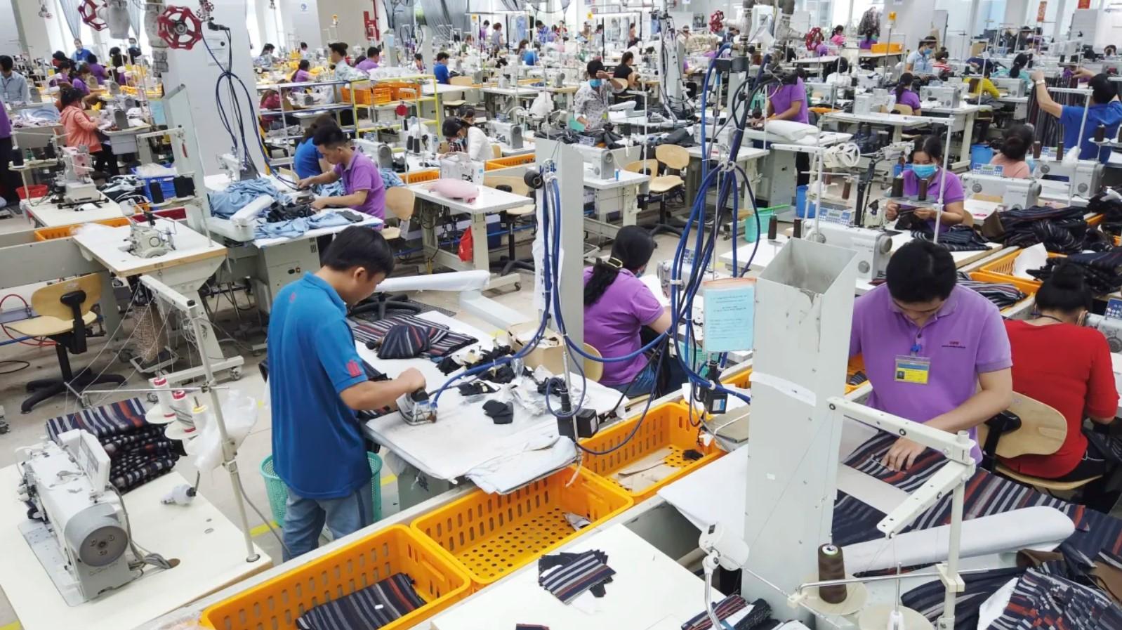 Kinh tế vĩ mô - HSBC: Việt Nam sẽ cắt giảm lãi suất thêm một lần cuối cùng