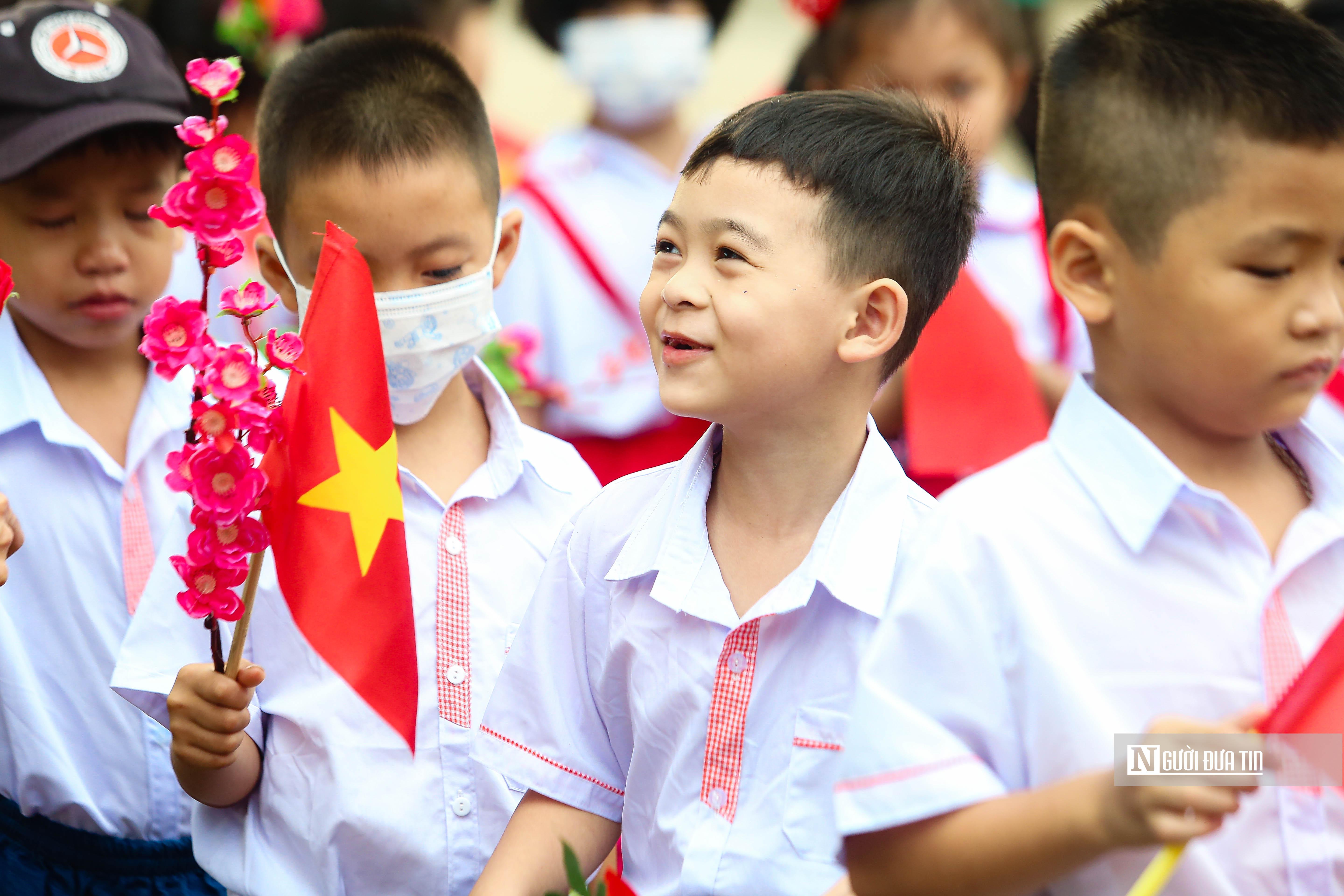 Giáo dục - Hà Nội: Đảm bảo đủ sách giáo khoa cho học sinh bước vào năm học mới (Hình 2).