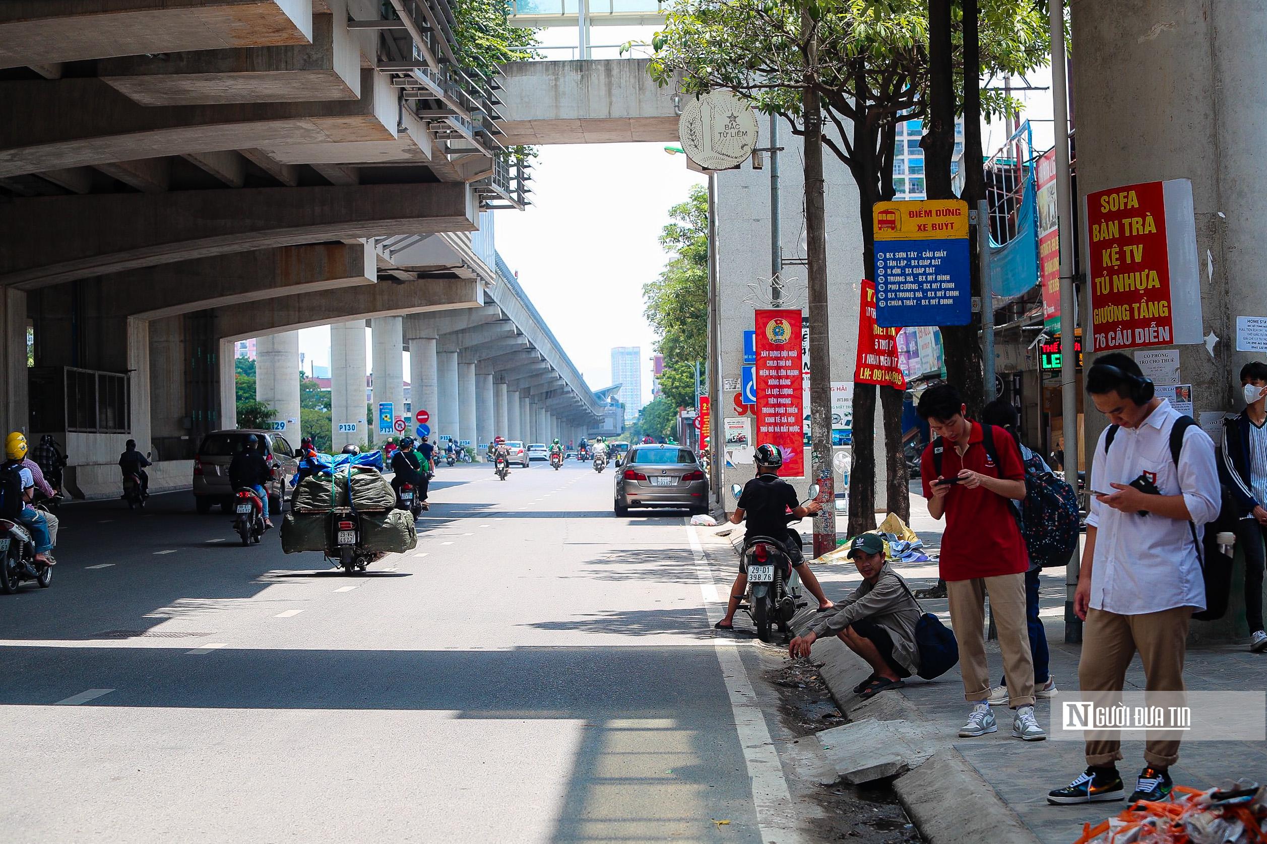 Sự kiện - Tháo dỡ hàng rào tôn bảo vệ các nhà ga đường sắt Nhổn - ga Hà Nội (Hình 8).