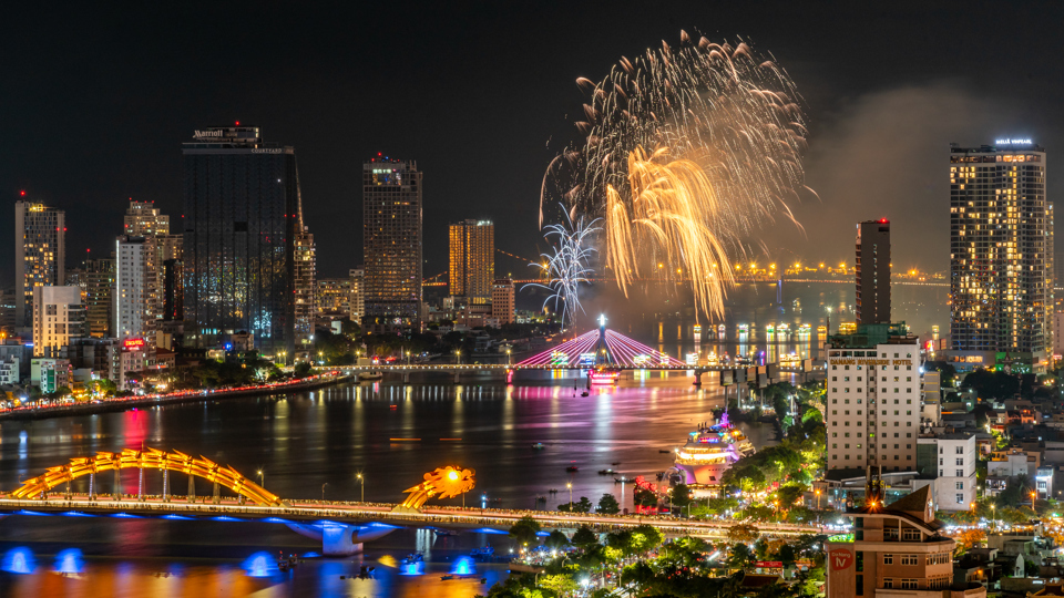 Lễ hội pháo hoa là một trong những