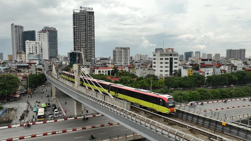 Gió bão mạnh cấp 8 trở lên đường sắt đô thị sẽ tạm dừng hoạt động.