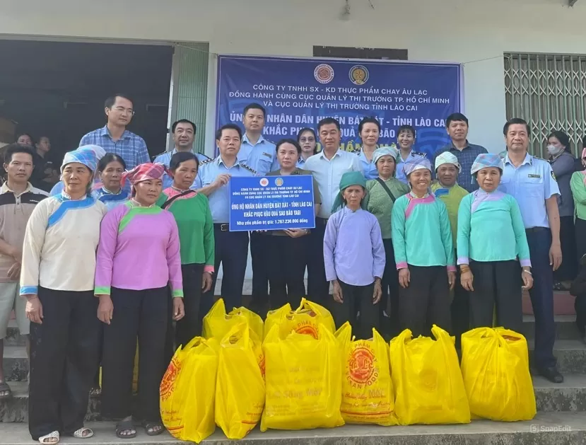 Hỗ trợ 35 tấn hàng giúp nhân dân huyện Bát Xát, Lào Cai khắc phục hậu quả bão Yagi Hỗ trợ 35 tấn hàng giúp nhân dân huyện Bát Xát, Lào Cai khắc phục hậu quả bão Yagi