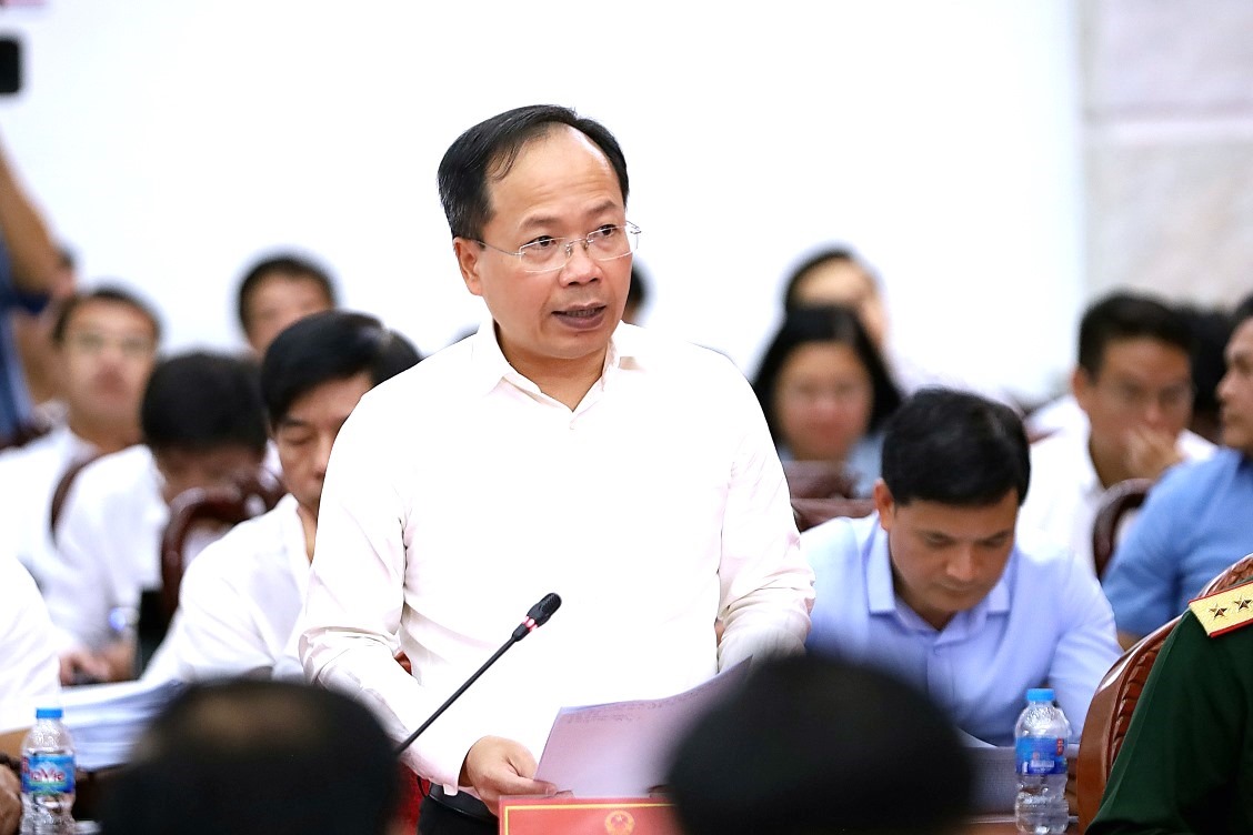 Thứ trưởng Bộ Giao thông Vận tải Nguyễn Duy Lâm phát biểu tại hội nghị. Ảnh: Tạ Quang