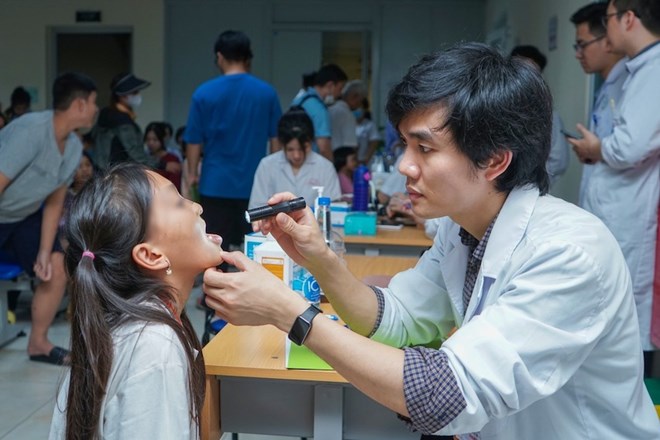 Bộ Y tế trả lời về điều kiện xét chuyển Bác sĩ hạng III