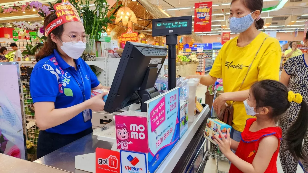 Bộ Công Thương tăng cường thực hiện Cuộc vận động 'Người Việt Nam ưu tiên dùng hàng Việt Nam' Bộ Công Thương tăng cường thực hiện Cuộc vận động 'Người Việt Nam ưu tiên dùng hàng Việt Nam'