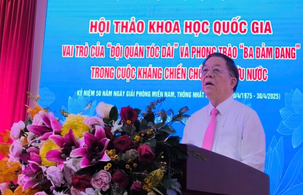 Ông Nguyễn Trọng Nghĩa - Ủy viên Bộ Chính trị, Bí thư Trung ương Đảng, Trưởng Ban Tuyên giáo và Dân vận Trung ương - phát biểu tại hội thảo. Ảnh: Thành Nhân
