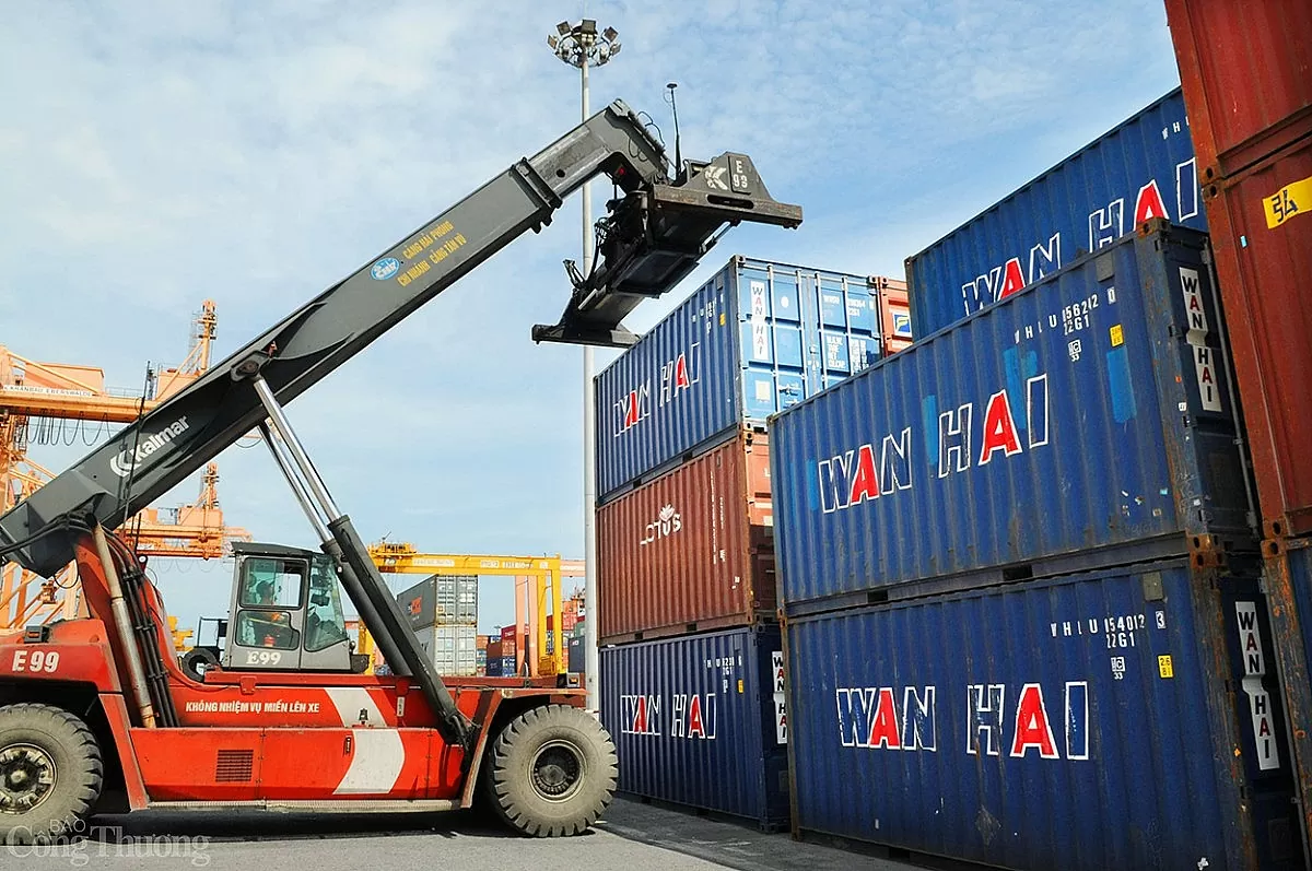 Để tăng trưởng xuất khẩu 12%, Bộ Công Thương lưu ý gì với các địa phương? Để tăng trưởng xuất khẩu 12%, Bộ Công Thương lưu ý gì với các địa phương?