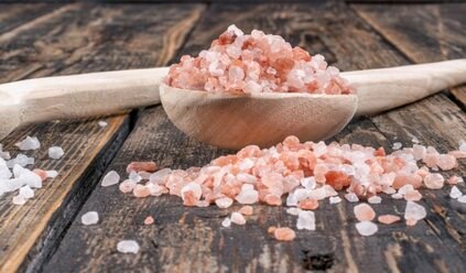 Thực hư công dụng giảm cân của nước chanh muối Himalaya