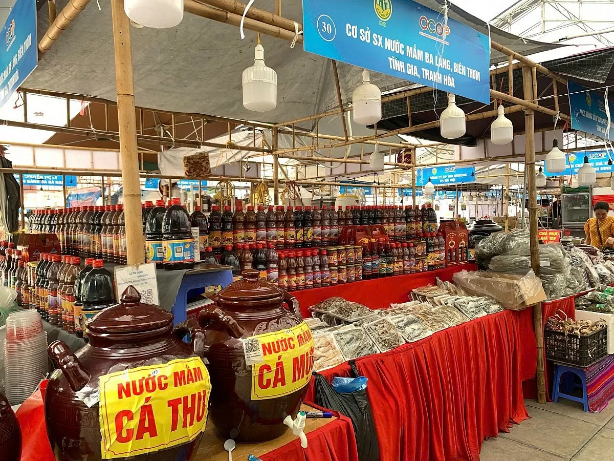 Tuần hàng OCOP Đống Đa 2025: Kết nối tiêu thụ, lan tỏa giá trị sản phẩm vùng miền Tuần hàng OCOP Đống Đa 2025: Kết nối tiêu thụ, lan tỏa giá trị sản phẩm vùng miền