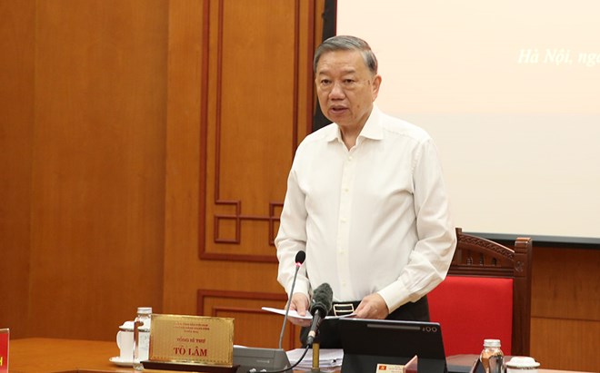 Tổng Bí thư: Ước ao đất nước có nhà máy sản xuất bằng robot, làm việc suốt ngày đêm