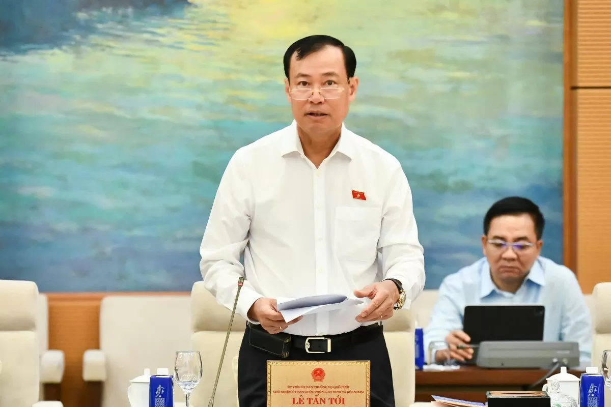 Chủ nhiệm Ủy ban Quốc phòng, An ninh và Đối ngoại Lê Tấn Tới. Ảnh: VPQH Chủ nhiệm Ủy ban Quốc phòng, An ninh và Đối ngoại Lê Tấn Tới. Ảnh: VPQH