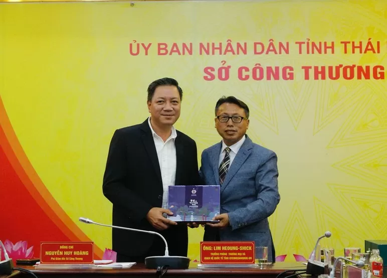 Doanh nghiệp Hàn Quốc quan tâm chè, dược liệu của Thái Nguyên