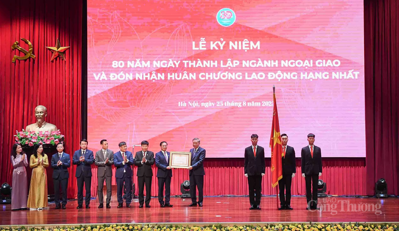 Bộ Ngoại giao đã có thành tích đặc biệt xuất sắc, đột xuất trong công tác tham mưu, triển khai các hoạt động đối ngoại của Đảng, Nhà nước góp phần vào sự nghiệp xây dựng chủ nghĩa xã hội và bảo vệ Tổ quốc từ năm 2023 đến năm 2025