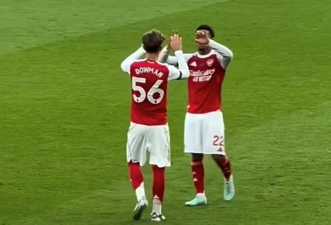 Tài năng trẻ của Arsenal và dấu ấn ngày ra mắt Premier League