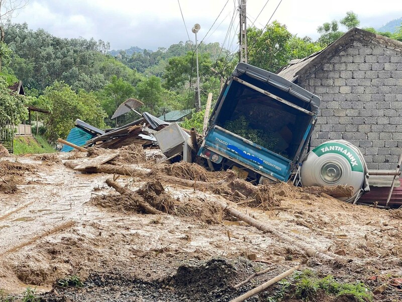 Nhiều tài sản bị hư hại
