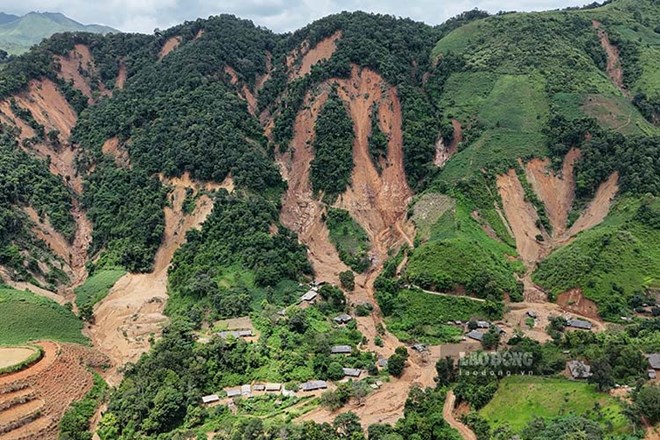 Bản Háng Pu Xi, xã Xa Dung, tỉnh Điện Biên tan hoang sau trận lũ quét. Ảnh: Quang Đạt