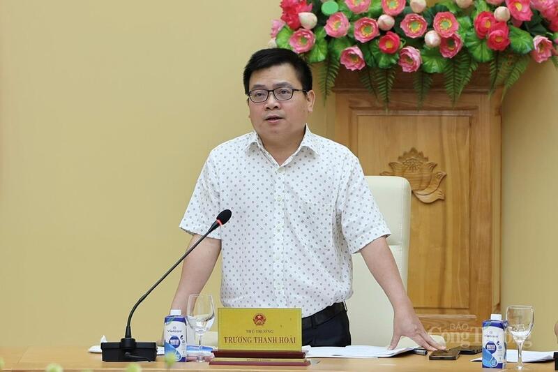 Thứ trưởng Bộ Công Thương Trương Thanh Hoài phát biểu khai mạc hội thảo.