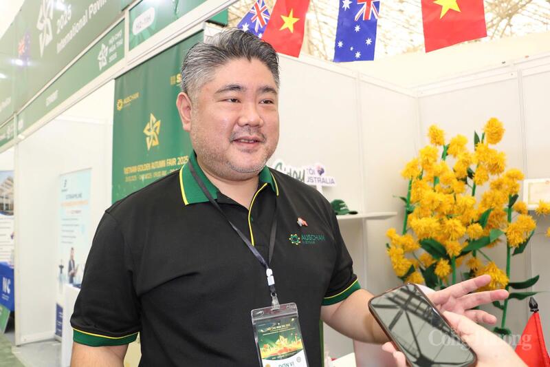 Ông Edwin Law, Giám đốc điều hành của Hiệp hội doanh nghiệp Úc tại Việt Nam (AusCham Vietnam) trả lời phỏng vấn của phóng viên Báo Công Thương. Ảnh: Phong Lâm