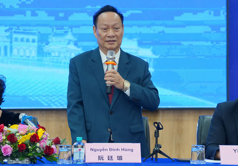 Ông Nguyễn Đình Hùng - Chủ tịch HĐQT Trung tâm Triển lãm hội nghị Sky Expo Việt Nam, phát biểu tại họp báo. Ảnh: Minh Khuê.