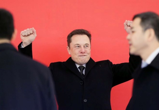 Tesla mở đường cho Elon Musk đạt mốc tài sản 1.000 tỉ USD