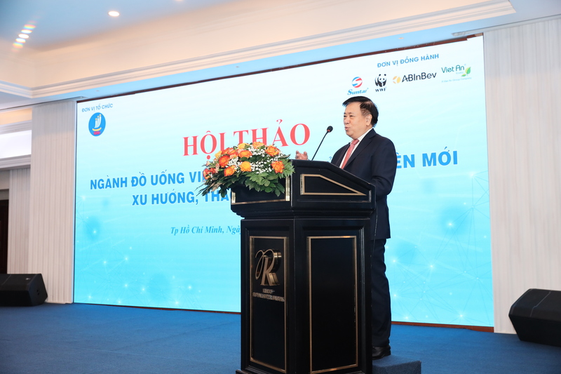 PGS.TS Nguyễn Văn Việt - Chủ tịch Hiệp hội Bia - Rượu - Nước giải khát Việt Nam phát biểu tại hội thảo.