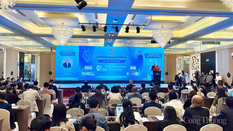 Diễn đàn Xúc tiến xuất khẩu Việt Nam năm 2025. Ảnh: Thái Mạnh.