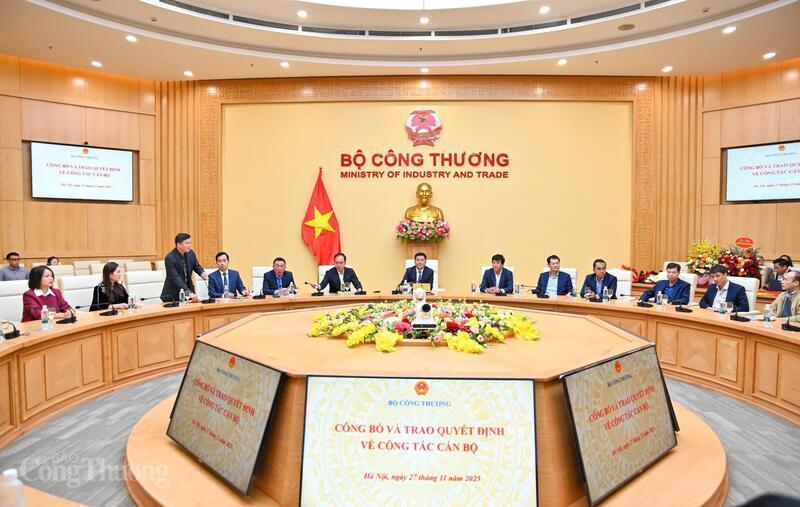 Toàn cảnh hội nghị. Ảnh: Nam Nguyễn