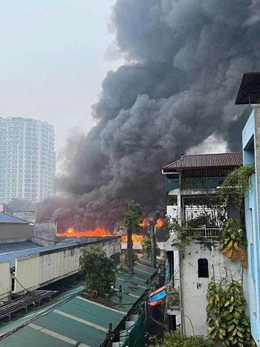 Hiện trường vụ cháy. Ảnh: Thạch Mộc