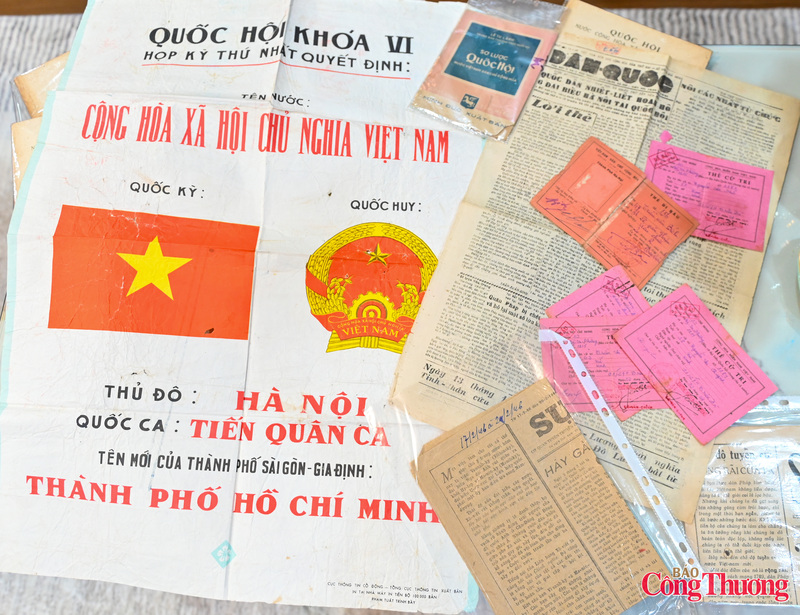 Bắt đầu từ niềm quan tâm đến các loại giấy tờ hành chính cũ, anh Tuấn sớm nhận ra, thẻ cử tri chính là biểu tượng của quyền công dân, thể hiện mối quan hệ gắn bó giữa Nhà nước và Nhân dân trong từng giai đoạn phát triển. Từ suy nghĩ đó, anh kiên trì tìm kiếm, sưu tầm và hệ thống hóa các thẻ cử tri qua nhiều kỳ bầu cử khác nhau.