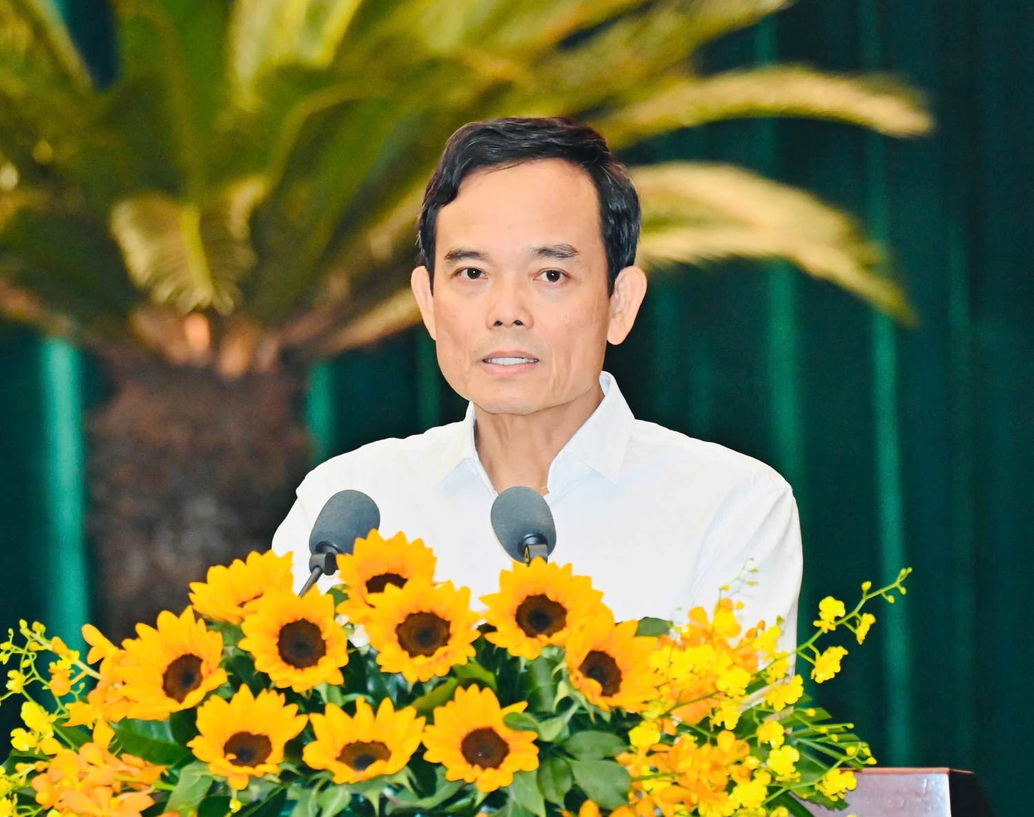 Bí thư Thành ủy TPHCM Trần Lưu Quang phát biểu khai mạc. Ảnh: Việt Dũng