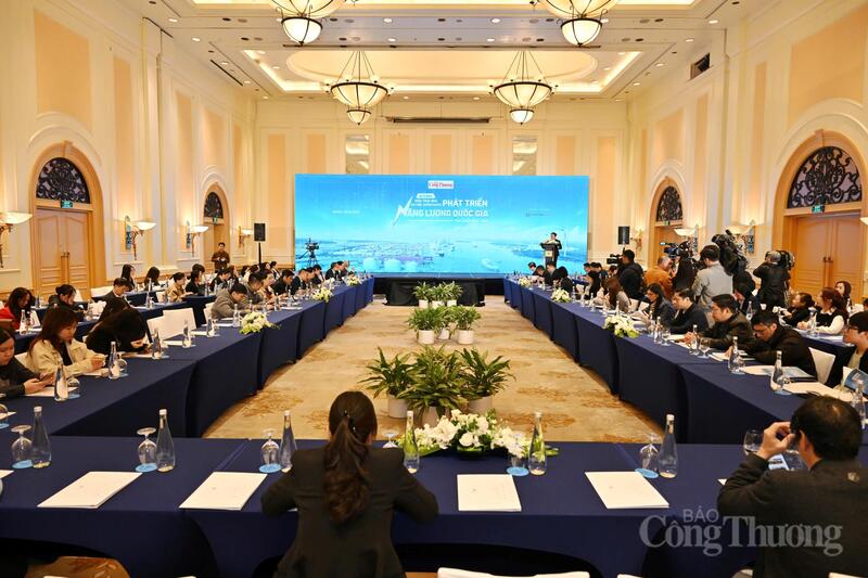 Toàn cảnh diễn đàn. Ảnh: Cấn Dũng