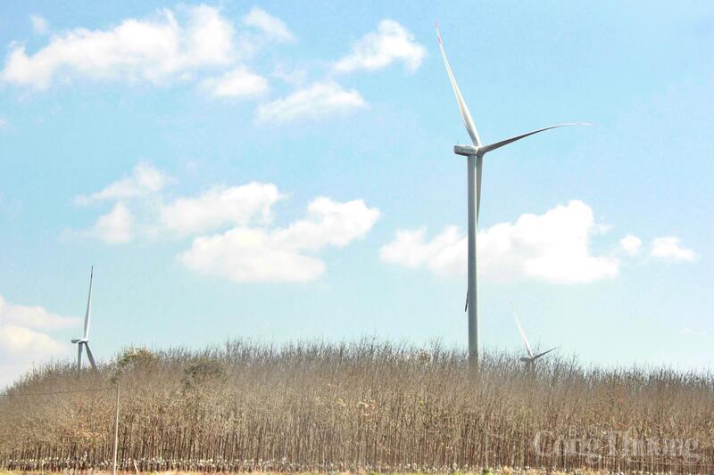 Với nhiều tiềm năng về điện gió, điện mặt trời và hệ thống lưới điện đang từng bước hoàn thiện, tỉnh Gia Lai được kỳ vọng sẽ tận dụng tốt các cơ chế mới để phát triển ngành năng lượng theo hướng bền vững. Ảnh: Hiền Mai