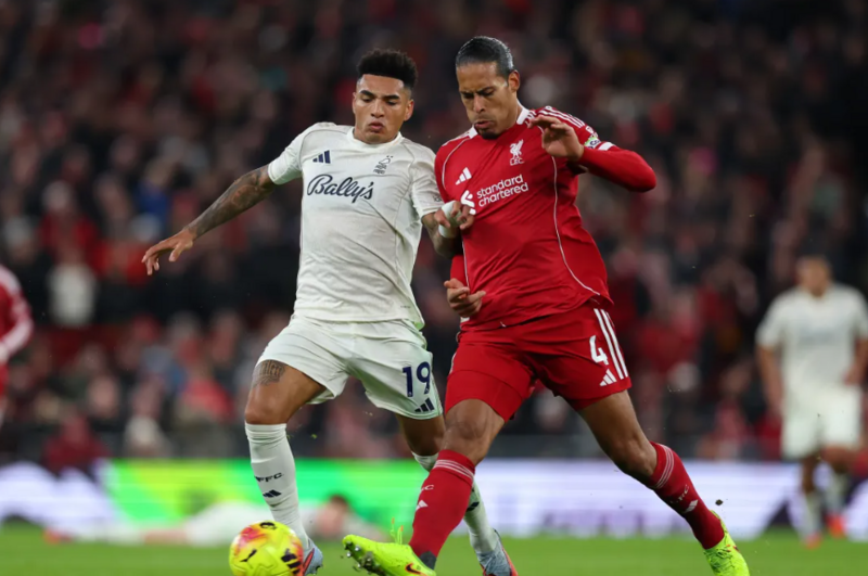 Liverpool thi đấu thiếu sức sống nhưng vẫn giành chiến thắng muộn 1-0 trước Nottingham Forest tại Premier League 2025/26.