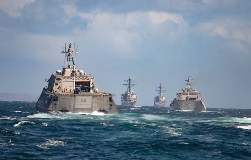 Các tàu của hải quân Mỹ tham gia một cuộc huấn luyện Ảnh: Defense News