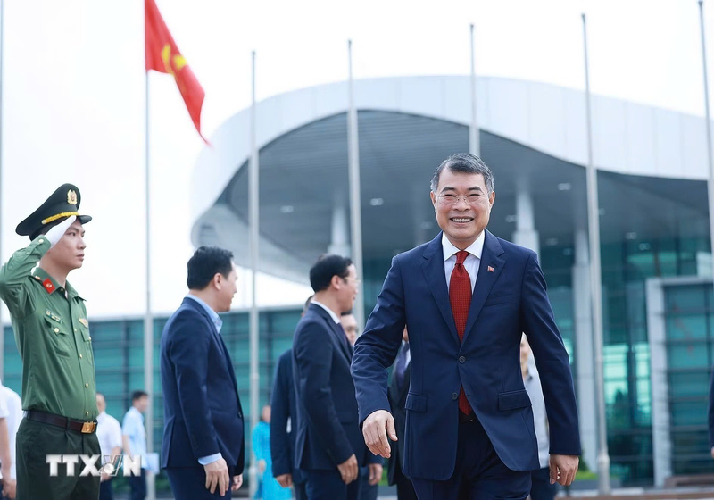 Thủ tướng Lê Minh Hưng lên đường tham dự Hội nghị Cấp cao ASEAN lần thứ 48 tại Cebu, Philippines. Ảnh: Dương Giang/TTXVN
