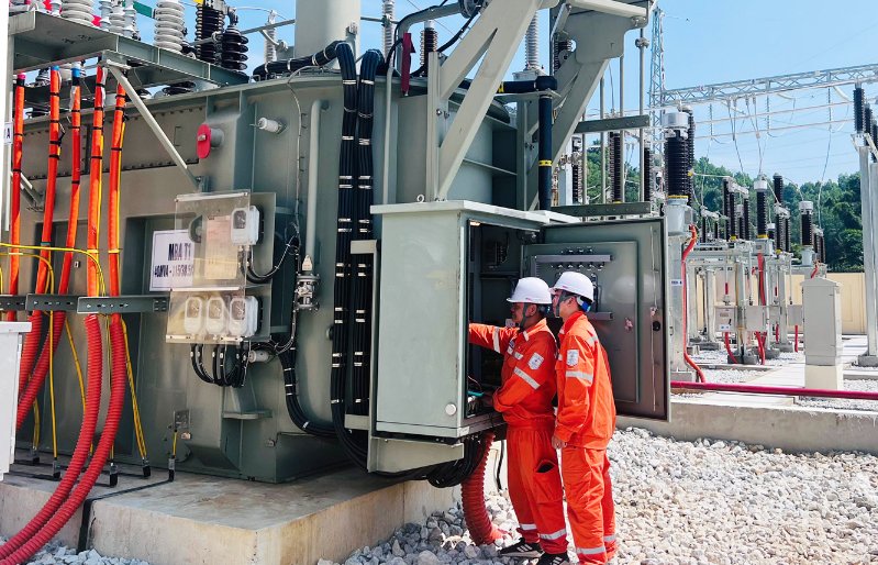 Nhu cầu sử dụng điện tăng nhanh, nhất là tại một tỉnh công nghiệp như Thái Nguyên đang đặt ra yêu cầu cấp thiết về sử dụng năng lượng tiết kiệm, hiệu quả.